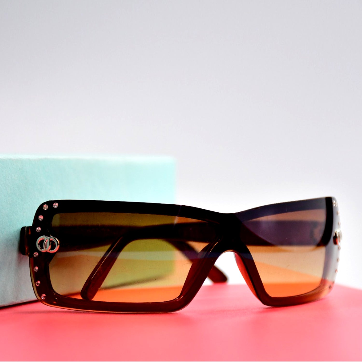 4958 Retro Driving Sunglasses Vintage Fashion Frame (Moq - 3pc) 4958 Retro Driving Sunglasses Vintage Fashion Frame (Moq - 3pc)